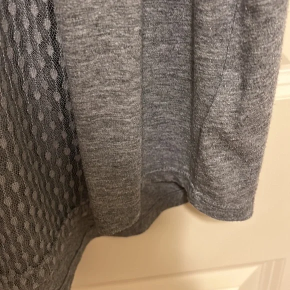 Fossil Gray Tank - Picture 4 of 6
